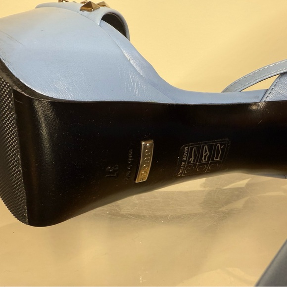 Gucci Studded Platform Sandals Baby Blue Size 37 - Picture 13 of 14